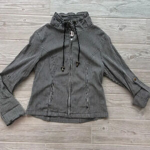 AMI Women's Black And White Striped Roll Tab Sleeve Full Zip Jacket Size‎ Small